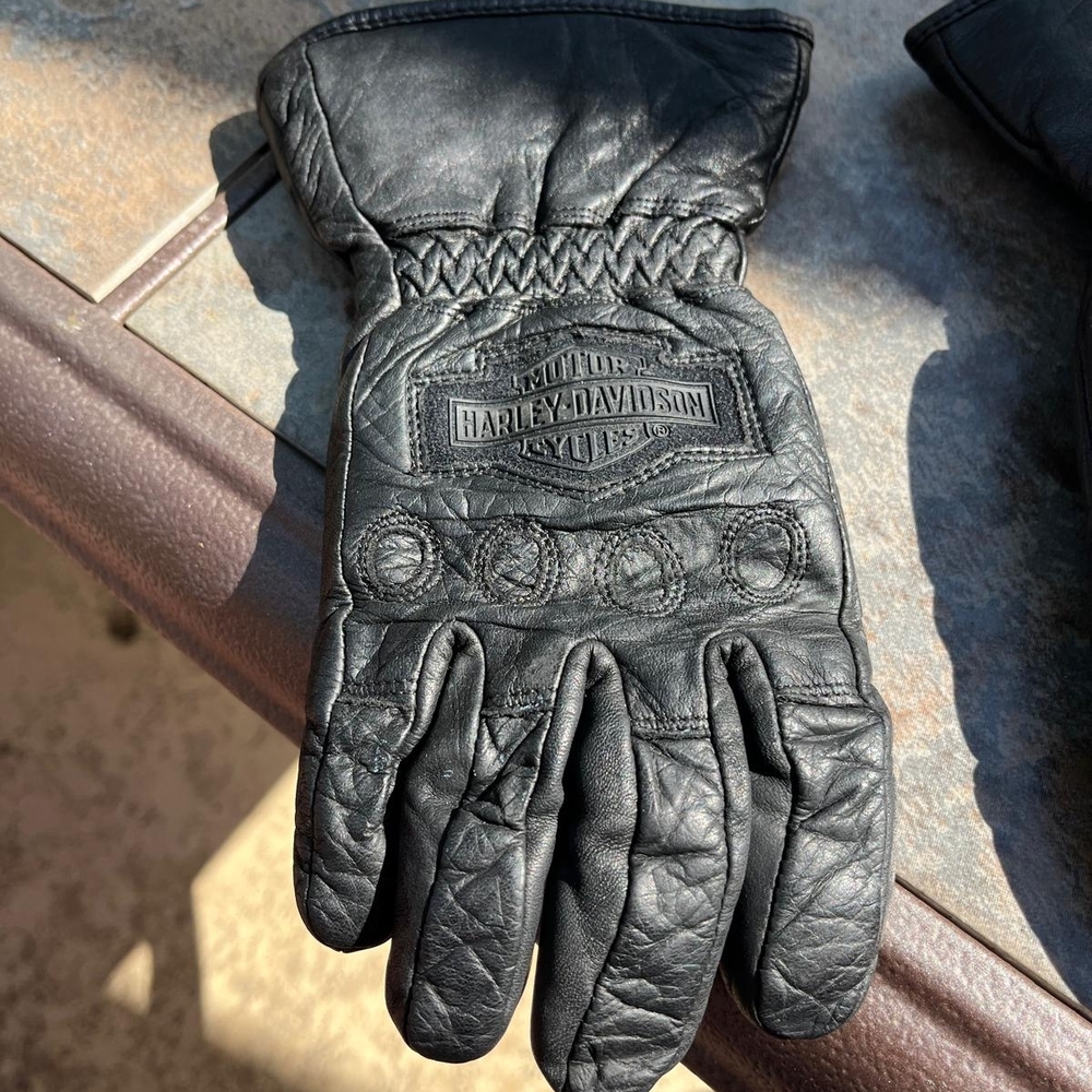 Harley-Davidson Embossed Black Riding Gloves